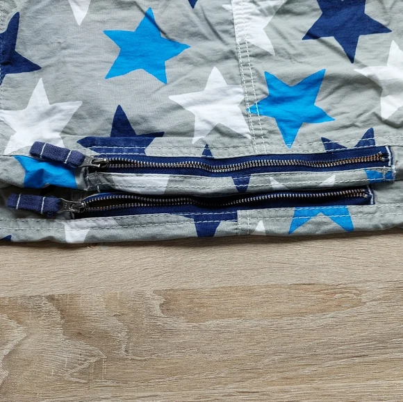 2013 (v)guc Mini Boden star shorts size 12 - Picture 9 of 15